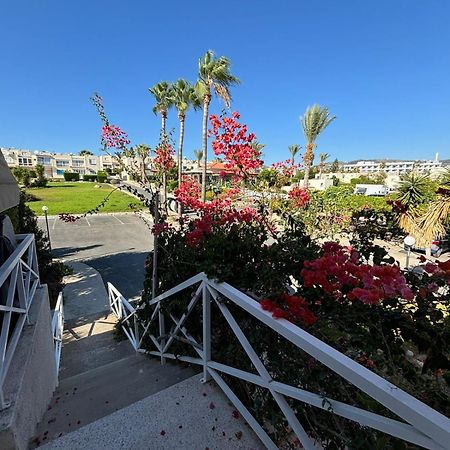 Horizon Bliss At Coral Bay Apartment Пея Екстериор снимка